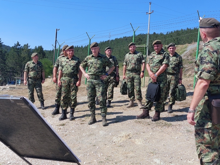 mojsilovic-posetio-kopnenu-zonu-bezbednosti-visoka-borbena-gotovost-snaga-vojske-srbije
