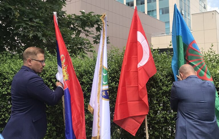 Kosovska policija nije dozvolila Arsenijeviću i Sadikuu da&hellip;