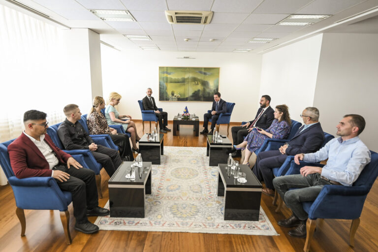 Atić i Ađančić sa Kurtijem o projektima “za&hellip;