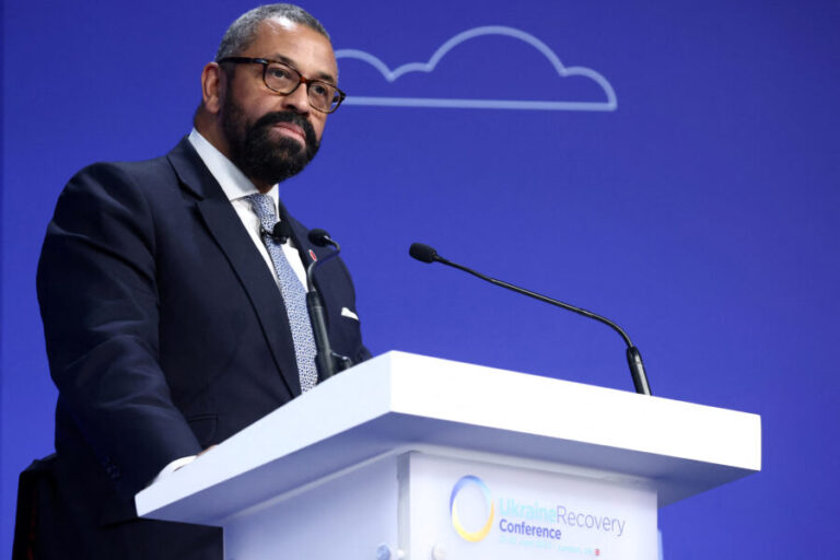 Velika Britanija pozvala Kosovo da stabilizuje situaciju na&hellip;