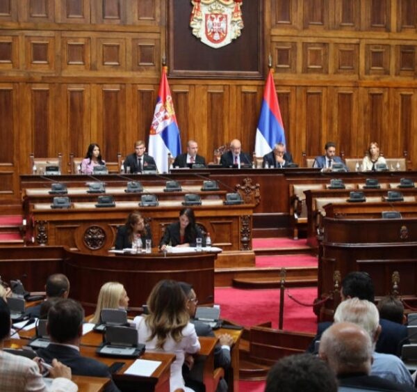 Skupština Srbije: Izabrani potpredsednici, radna tela i delegacije