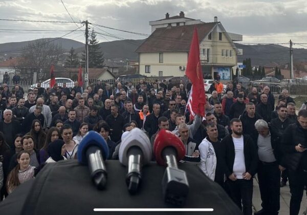 Protest u južnom delu Mitrovice protiv ZSO: Nećemo…