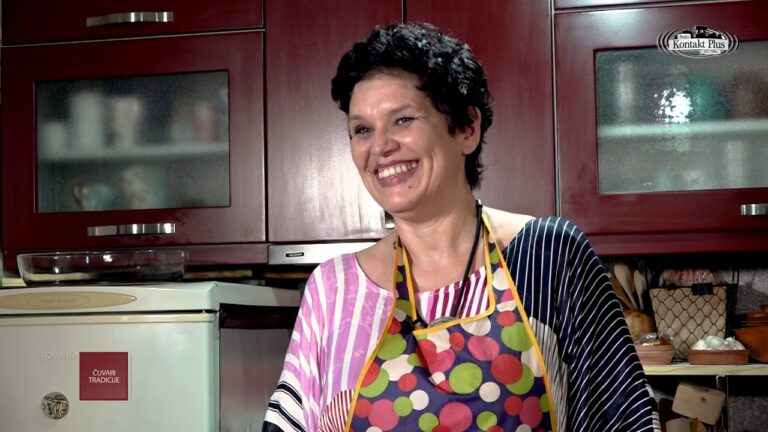 ČUVARI TRADICIJE – Mantije