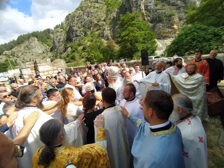 Obeležena slava manastira Svetih Arhangela kod Prizrena