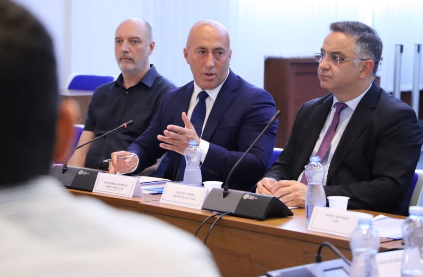 Haradinaj predlaže Hašima Tačija za predsednika Kosova