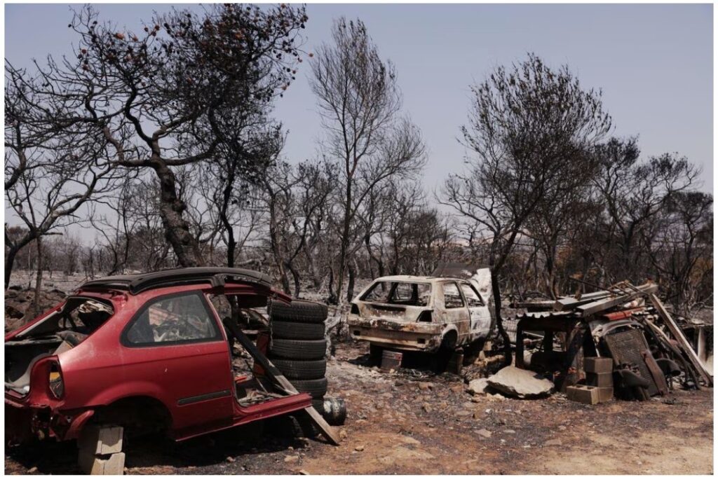 Grčka: Požar besni na Rodosu,…