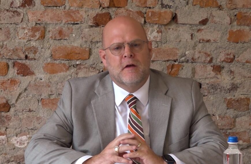 Hovenijer: SAD zabrinute zbog nekih političkih odluka koje je donela Kurtijeva vlada