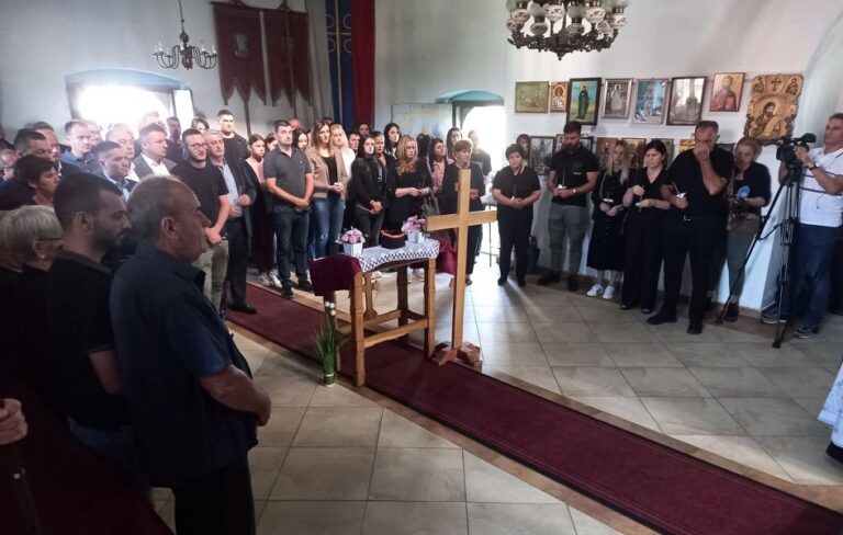 Parastos ubijenim dečacima iz Goraždevca: Rak rana je&hellip;