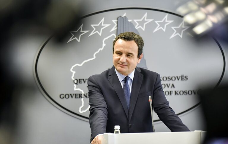 Kurti: Kosovo nije zaustavilo dinar, ne mogu prelaziti…