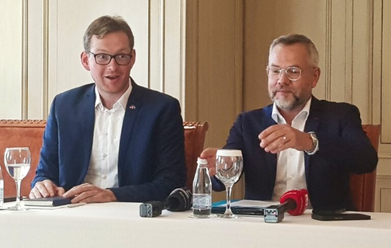 Mihael Rot: Ne želim diskusiju, Vučić odgovoran za napade