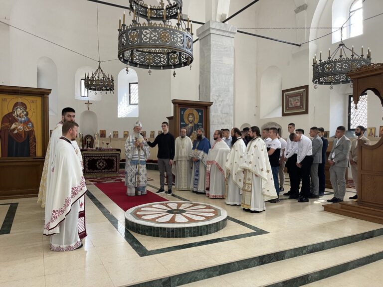 Bogoslovija u Prizrenu bogatija za osam novih učenika
