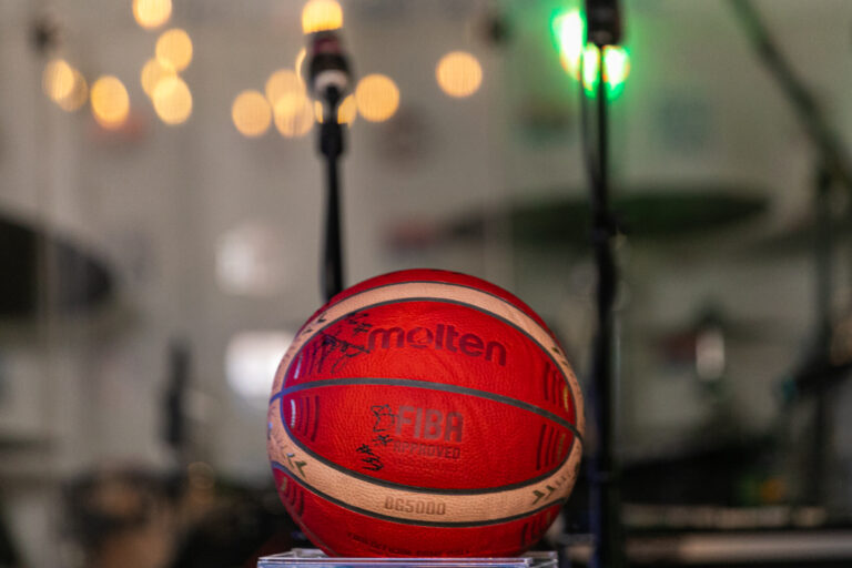 Morović: „Aleksina lopta“ iz Manile za pomoć Srbima&hellip;