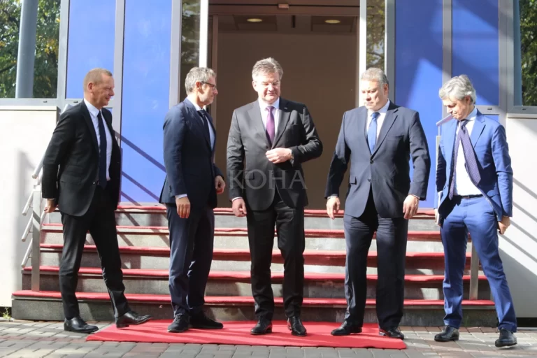 “Velika zapadna petorka” u Prištini na sastanku sa&hellip;