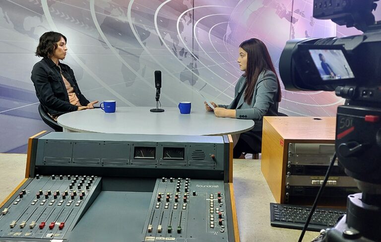 Podkast sa Anom Marijom Ivković: Lako je proširiti lažnu informaciju