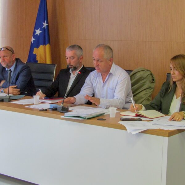 SO Severna Mitrovica: Diskusija o izmeni opštinskog statuta,…