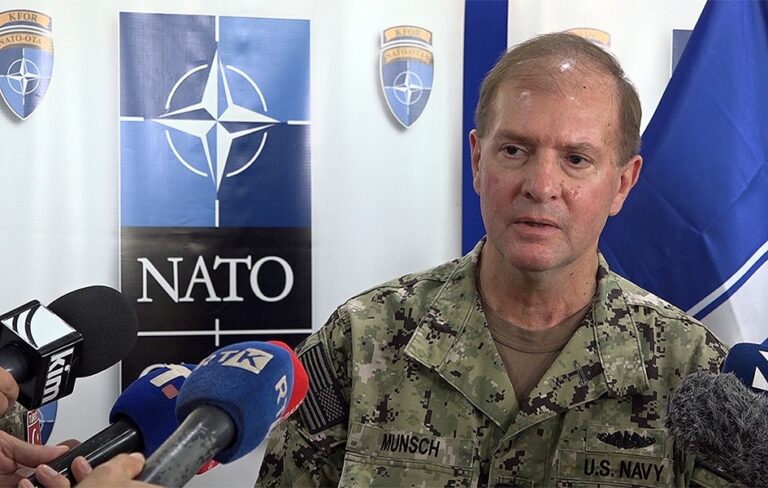 Manč poziva na pregovore i diplomatiju