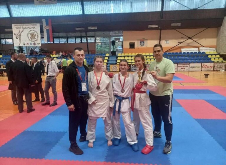 Brojne medalje za takmičare KK „Mokra Gora“ i „Zvečan“ na turniru u Mladenovcu