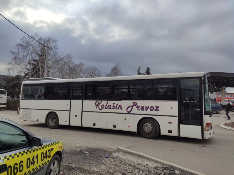 Auto-prevoznici vraćaju linije na relaciji Kosovska Mitrovica –…