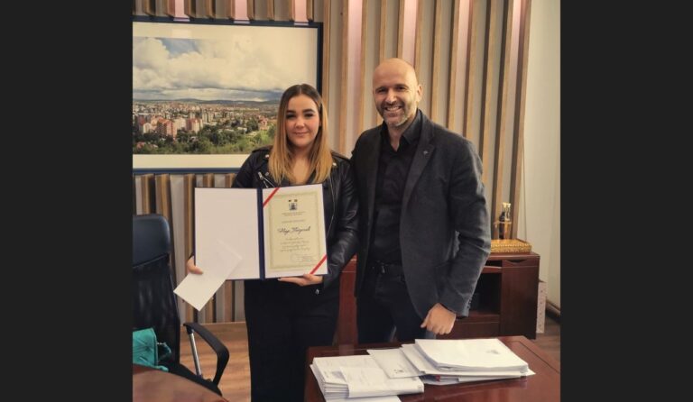 Zahvalnica i nagrada za Mitrovčanku Nadu Petronić od lokalne samouprave