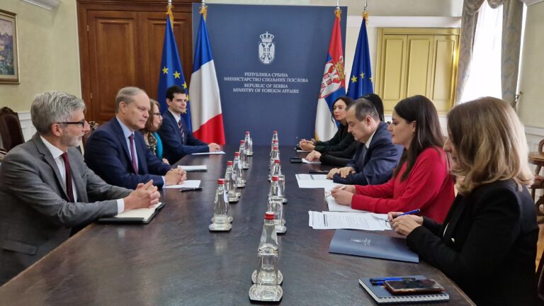 Trokaz i Dačić: Prevashodni cilj stabilizacija prilika i deeskalacija na severu Kosova