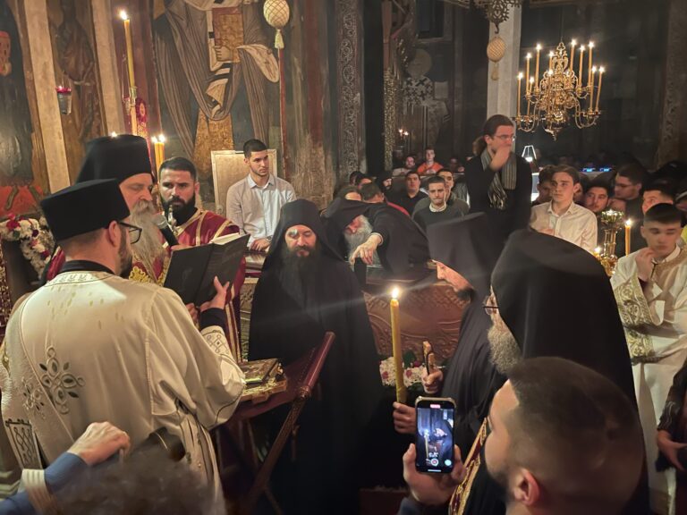 Otac Amfilohije novi monah manastira Visoki Dečani