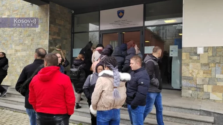 Krasnići: Ministarstvo nije dobilo zvanično obaveštenje o inicijativi za smenu gradonačelnika