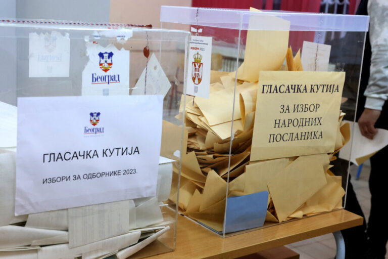 Poslednji podaci RIK-a i PIK-a: SNS blizu 50&hellip;