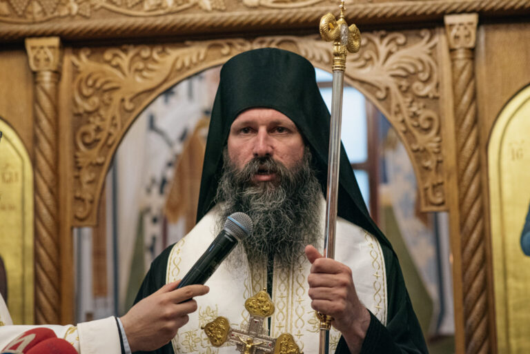 Vladika Ilarion služiće sutra jutarnju liturgiju u Hramu Sv. Dimitrija u Mitrovici, a Božićnu episkop Aleksej
