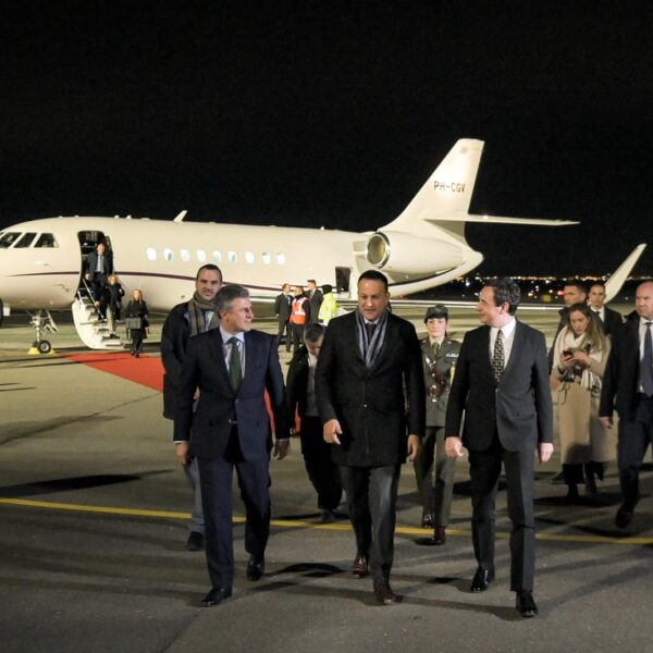 Premijer Irske Varadkar doputovao na Kosovo