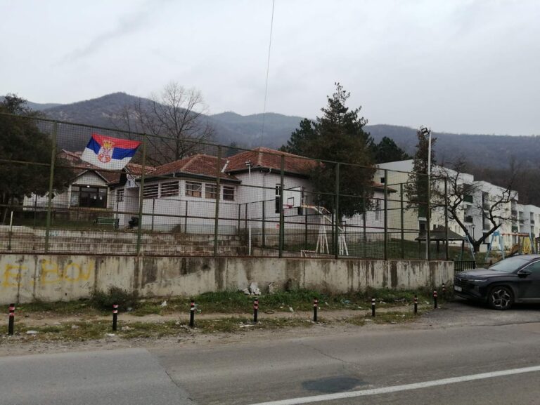 Zvečan: Uhapšen pa pušten zbog oružja bez dozvole