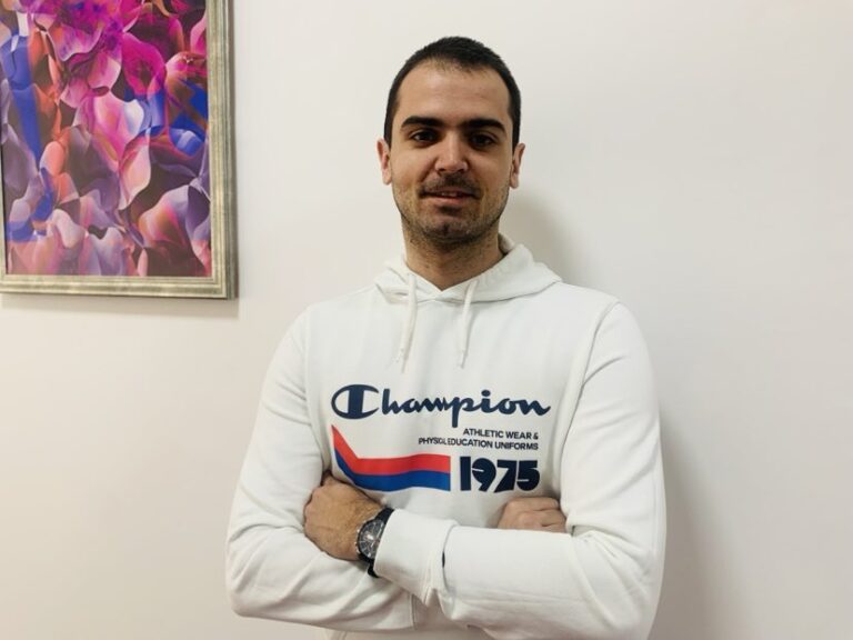 Mitrovčanin Đorđe Mihajlović u ritmu košarke i akorda