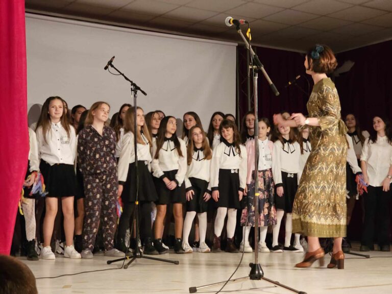 Obeleženo 68 godina postojanja i rada OŠ „Branko Radičević“