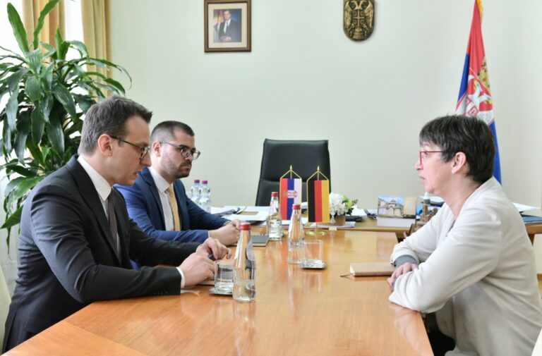 Sastanak Petkovića i ambasadorke Konrad