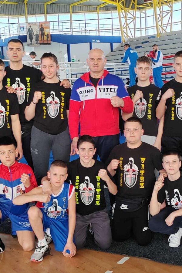 Prokuplje: Pet medalja za kik-boksere iz Kosovske Mitrovice