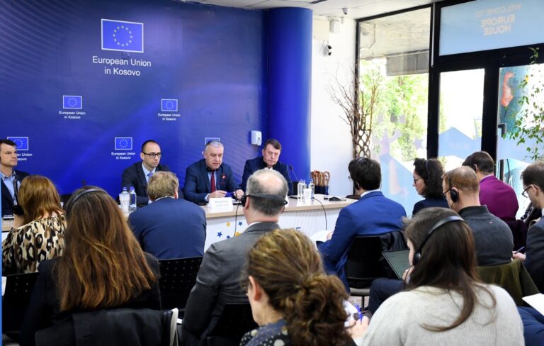 Srpska lista sa predstavnicima EU o političko-bezbednosnoj situaciji i položaju srpskog naroda