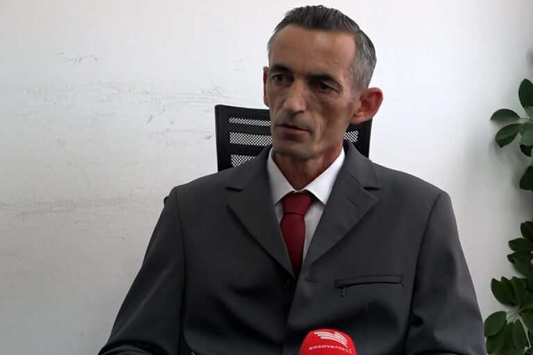 Peci: Neću glasati jer je Srpska lista pokrenula&hellip;