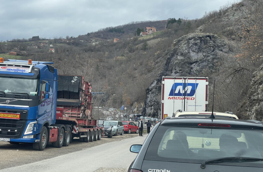 Privredna komora Kosova kritikuje Vladinu zabranu kretanja putevima vozila težih od 7,5 tona