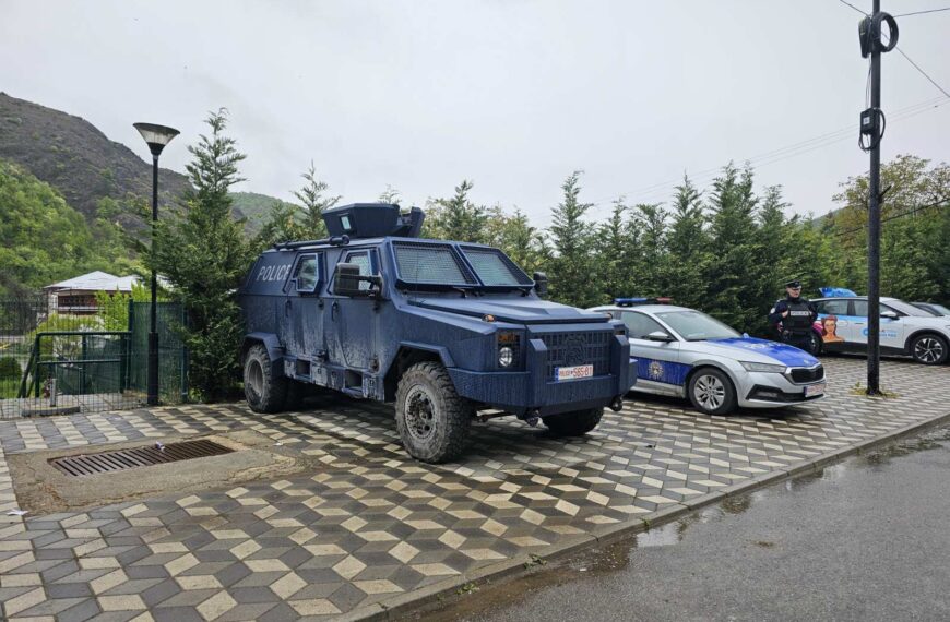 Kosovska policija: Oružje u Banjskoj, napad u Severnoj Mitrovici, saobraćajka kod Leposavića