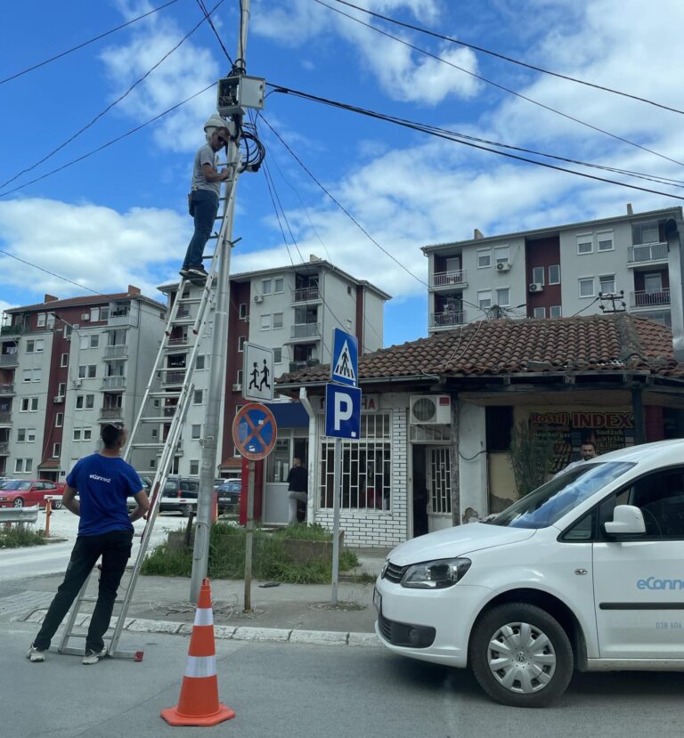 Nadzorne kamere u severnom delu Mitrovice ipak na četiri lokacije; Eljšani: U planu oko 200 kamera na severu Kosova