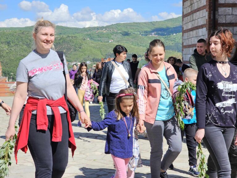 Vrbica proslavljena u Kosovskoj Mitrovici