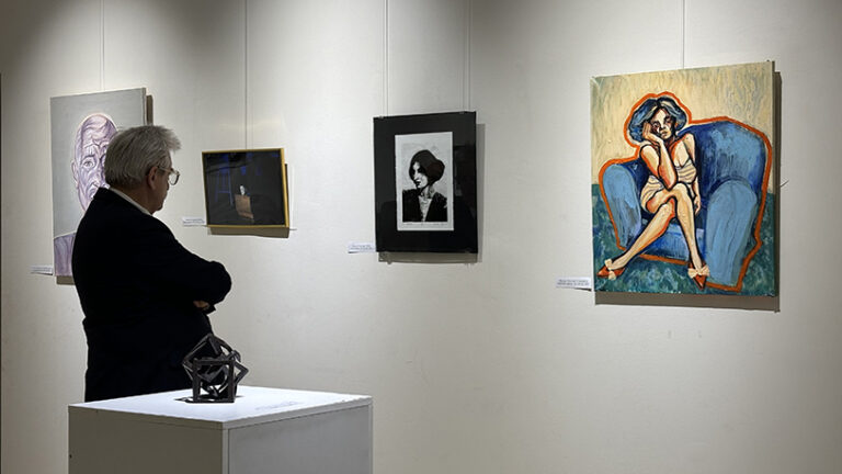 Gračanica: Otvoren Prolećni salon Udruženja likovnih umetnika KiM