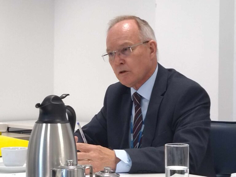 Bratu: Lokalni mediji trpe pritiske, ali imaju moć&hellip;