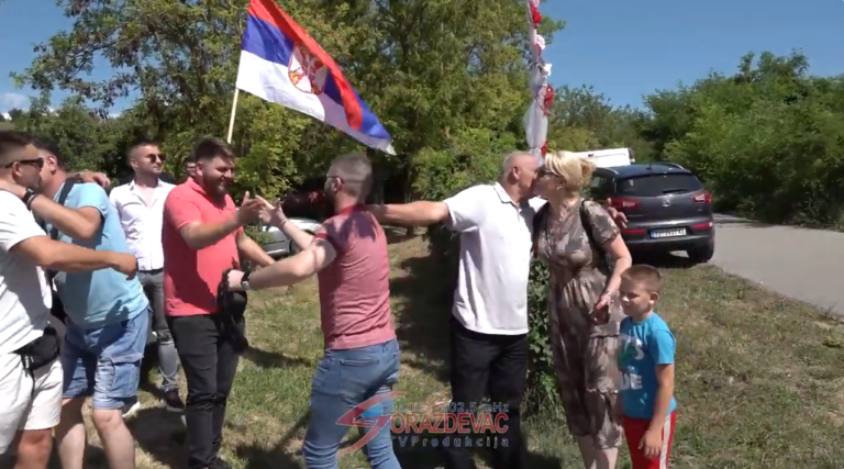 Svadba nakon 15 godina vratila radost u povratničko&hellip;