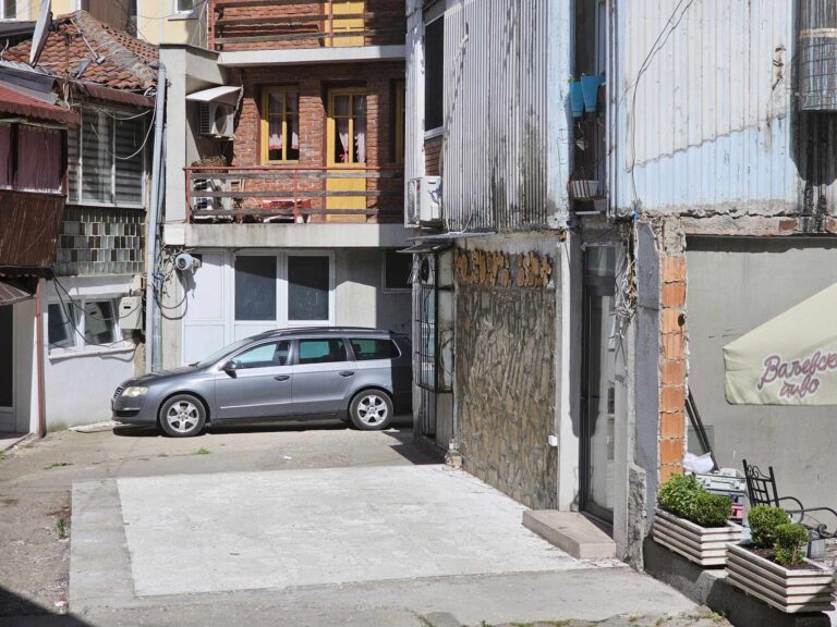 Uklonjen ugostiteljski objekat u Sutjeskoj