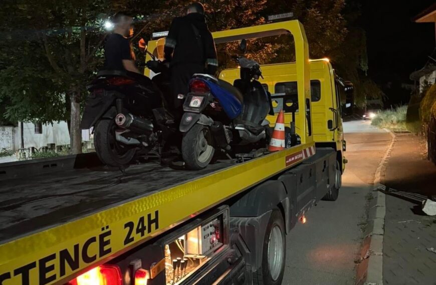 U udesu kod Peći jedna osoba poginula, druga povređena