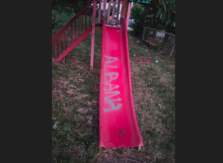 Kancelarija za KiM: Ispisivanje grafita u Sušici nova provokacija i pretnja po opstanak Srba