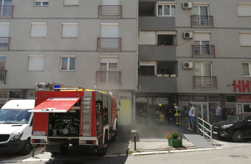 Požar u stanu u zgradi Nina nameštaja, situacija pod kontrolom