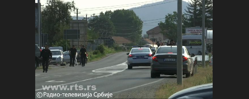 Nastavlja se potraga za muškarcem koji je ubio policajca u Loznici, pretraga leve i desne obale Drine
