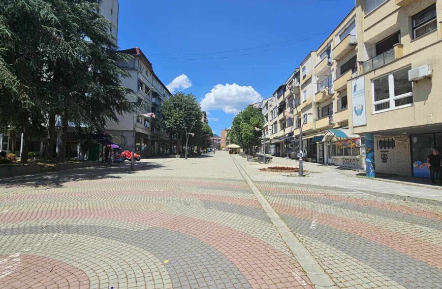 Zbog kvara u glavnoj ulici Kosovska Mitrovica bez vode