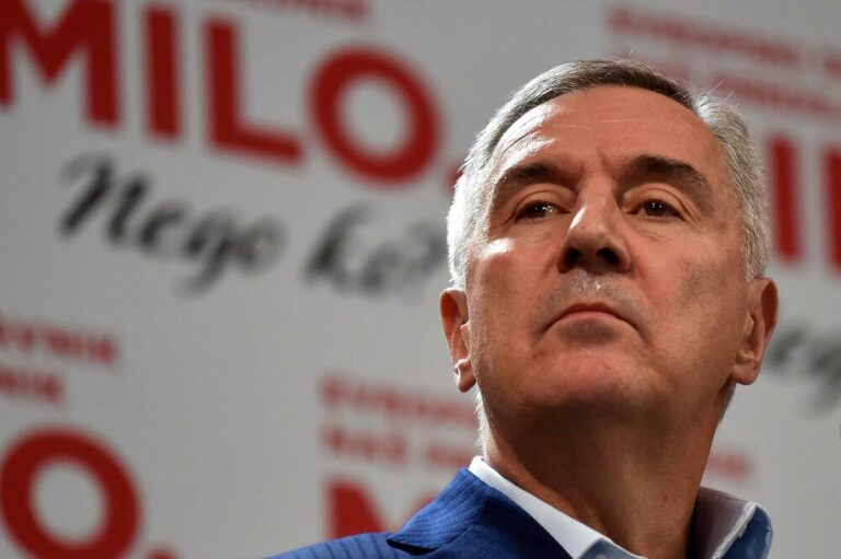 Đukanović obavešten od međunarodnog zvaničnika s Kosova da…